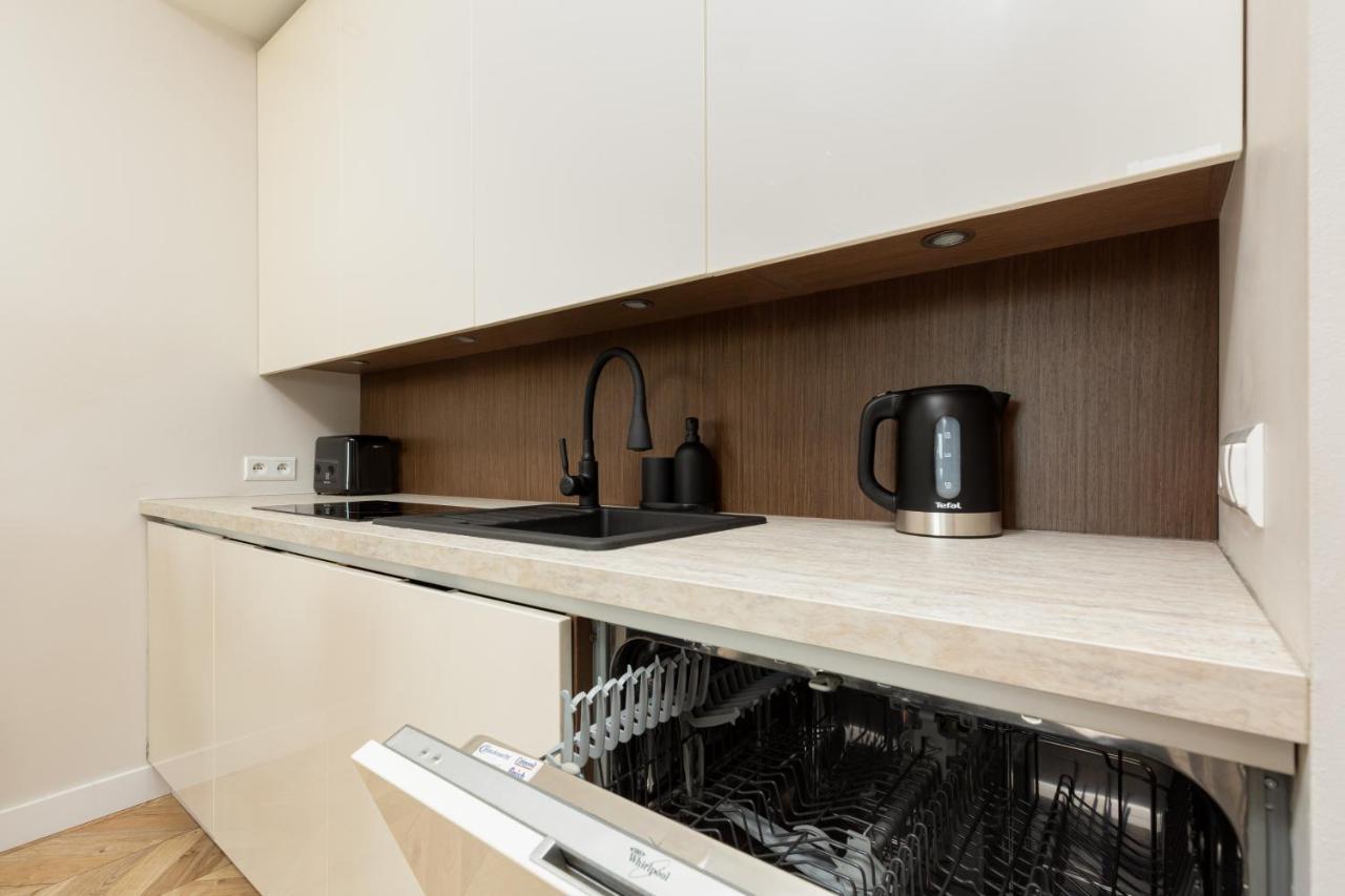ורשה Platinum Towers Apartment With Parking By Renters Prestige מראה חיצוני תמונה